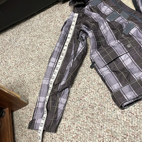 New sessions board jacket - Picture 10 of 13